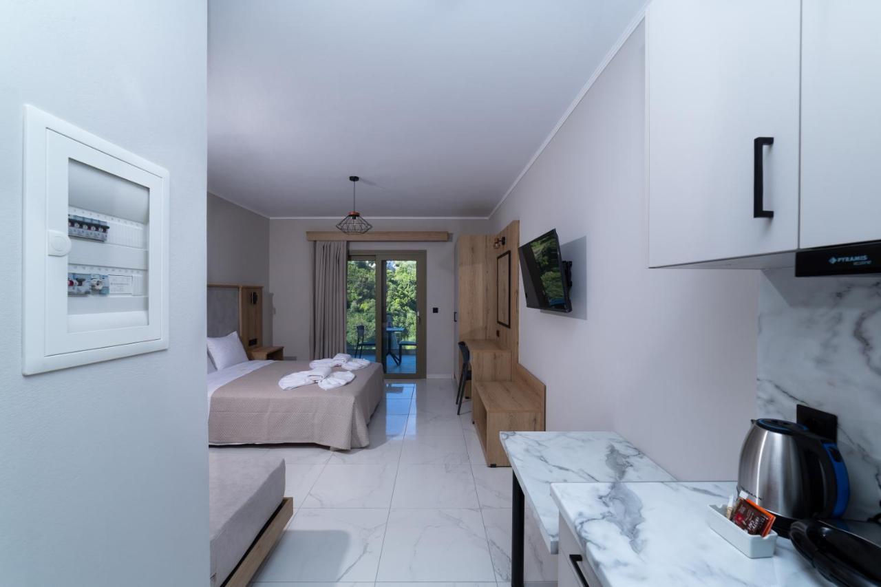 Sky View Suites Kefalonia Вовикес Экстерьер фото