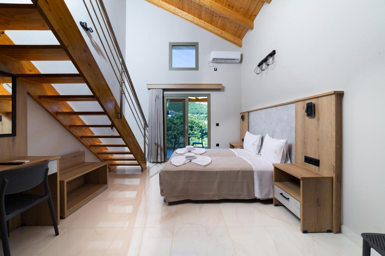 Sky View Suites Kefalonia Вовикес Экстерьер фото