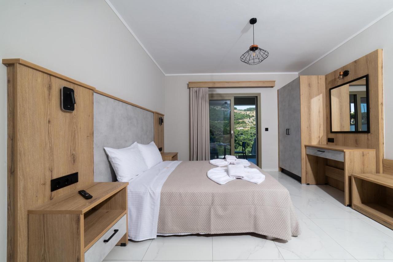 Sky View Suites Kefalonia Вовикес Экстерьер фото